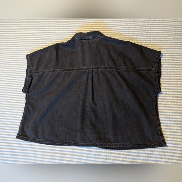 Madewell Charcoal Denim Shirt - Picture 2 of 7